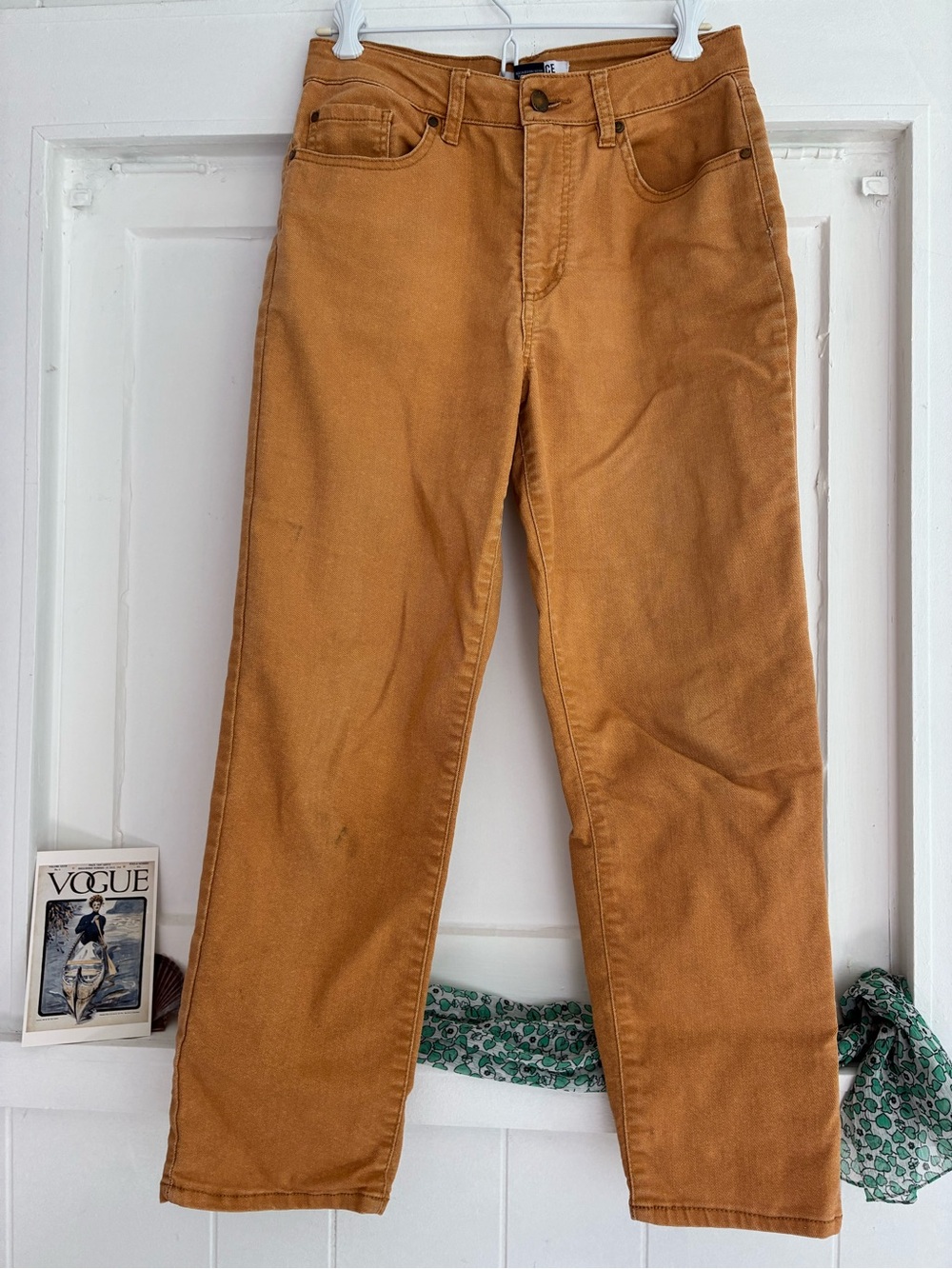 Utility canvas pants but make it petite, minimalist, streamline - by Blue Spice